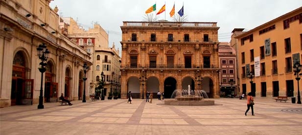 Tampoco se ha dado contestación a la ausencia de gerente en el Patronato de Turismo; ni a cuestiones de fiscalización económica que llevan meses esperando respuesta.