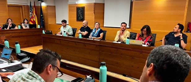 El portavoz del PP en Nules advierte del desgaste del alcalde y sus socios de gobierno. "Aprobar el presupuesto en junio denota que los socios no se aclaran entre ellos y esta falta de consenso se traduce en las urnas"