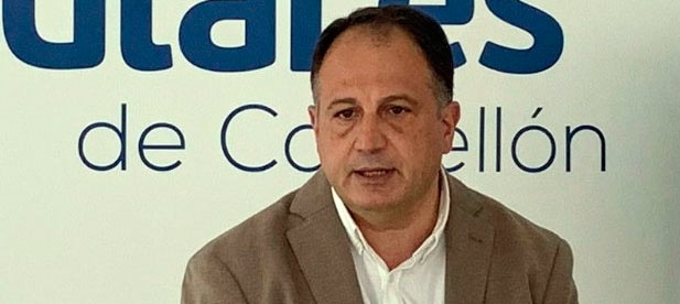 “Las obras del puerto de Querol que licitó el PP, deberían haber culminado en 2020, como la conexión entre Vinaròs y Ulldecona, otro proyecto del PP retrasado”, explica el secretario general del PPCS, Salvador Aguilella