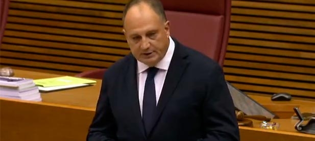 El portavoz de industria del GPP, Salvador Aguilella, señala que “desde la Comunitat Valenciana seguiremos exigiendo que el gobierno de España adopte cuanto antes medidas de apoyo al sector”