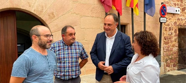 Aguilella: “El trabajo realizado por Marisa Torlà como alcaldesa de Vilafamés ha sido una muestra de la gestión y el aval que identifica al Partido Popular."