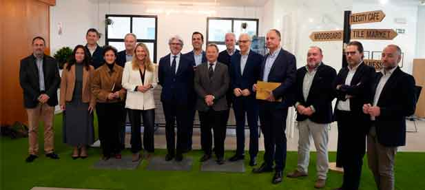 &ldquo;Estamos trabajando en todos los niveles para que la cer&aacute;mica no se vea perjudicada por el pacto comercial UE-India anunciado y exigimos al Gobierno de Espa&ntilde;a que defienda y apoye de forma firme a nuestro sector cer&aacute;mico&rdquo;, asegura Aguilella