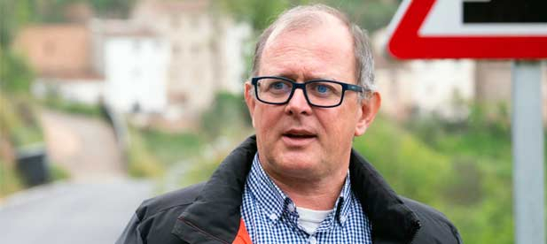 Diego Gallén celebra “un paso más” para dar solución a las necesidades del municipio y recuerda que en dos años se ha logrado pavimentar la carretera al Castillo, estudiar una plataforma de emergencia y asegurar la depuradora de la pedanía