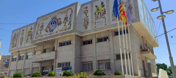 Vicente Mateo, portavoz del PP en l'Alcora, reconoce que "hay vecinos que temen que notificaciones sanitarias u otras vinculadas a plazos puedan llegar con retraso y perder citas m&eacute;dicas o tener que pagar con recargo impuestos o tasas"