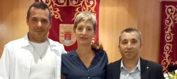 Las peticiones aprobadas contemplan mejorar la iluminación de la zona de juegos infantiles de la plaza 8 de marzo para evitar riesgos entre los pequeños que la utilizan
