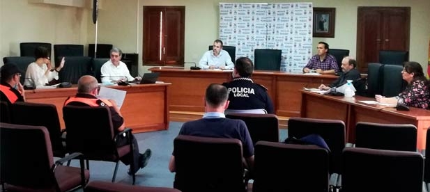 Alós Valls: “Para el Ayuntamiento la prioridad es preservar la salud y seguridad de visitantes y vecinos en nuestra playa”