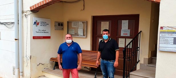 El alcalde de la Torre d'en Besora, David Vicente, reivindica “la inversión que garantice la contratación de sanitarios frente a un PSOE que los despide”