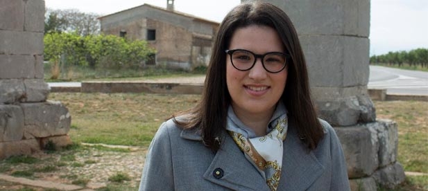 Ana Obiol, portavoz del PP en Cabanes, recuerda a la alcaldesa "que los vecinos quieren soluciones a sus problemas, esos que desde su despacho en Diputación igual olvida"