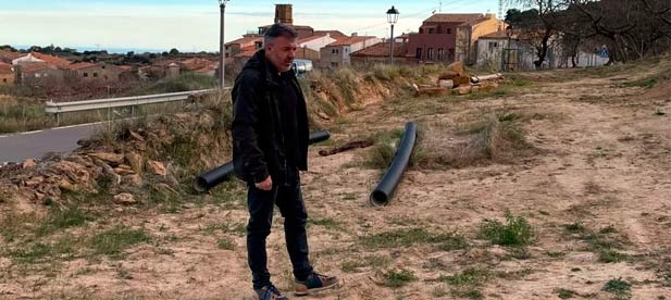 El portavoz del PP en La Serratella, Alfonso Arín, lamenta que "inversiones que solicitamos como gobierno y nos suman a todos se acaben perdiendo por la inacción y falta de trabajo de quien gobierna"