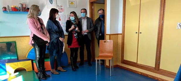 Begoña Carrasco visita la Fundación Aspropace y agradecer a sus trabajadores la gran ayuda que prestan a las familias con niños con necesidades especiales
