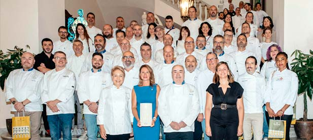 La alcaldesa recibe a Miguel Barrera y Susi Díaz, que destaca la asamblea como escaparate de Castellón