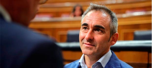 Barrachina: "Si el Gobierno impide poder tratar de forma eficaz esta plaga, debe ser el Gobierno quien arbitre ayudas e indemnizaciones al sector"
