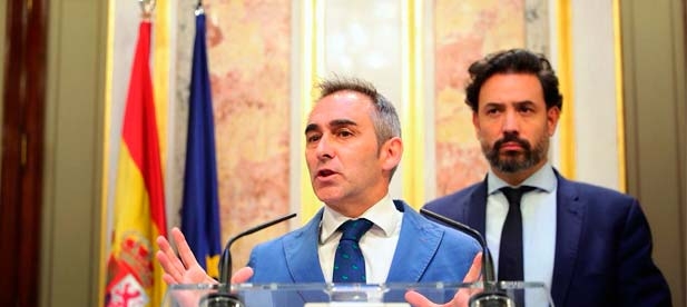 Barrachina: "Si bien el PSOE, desde el Consell, ya bloqueó la ampliación de la autovía retrasando el papeleo casi un año; ahora el PSOE, desde el Gobierno de España, sigue paralizando su construcción"