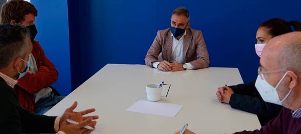 Los populares se reúnen con la Unión de Ganaderos del Levante y proponen adaptar los actos tradicionales a las nuevas medidas para garantizar la viabilidad del sector