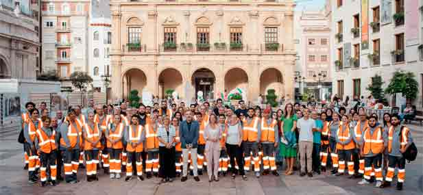 Carrasco anima a los nuevos empleados municipales a aprovechar la oportunidad de formar parte del Ayuntamiento de Castell&oacute;n