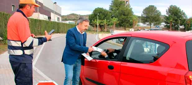 Cualquier vecino puede acceder a los ecoparques tanto con la tarjeta ciudadana como con su DNI, y quien todav&iacute;a no tenga la tarjeta ciudadana no pierde ning&uacute;n derecho ni ninguna posibilidad de reciclar