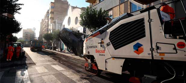 El 90% de las obras previstas para el año ya están ejecutadas, con un balance de actuaciones que abarca la renovación de aceras, el asfaltado de calles y la mejora de infraestructuras básicas