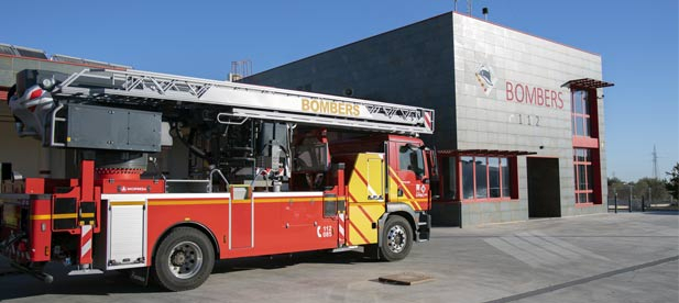 El parque móvil se amplía con 12 nuevos vehículos y cinco nuevas bombas forestales. La apuesta por las helisuperficies sextuplica el balance del pasado mandato.