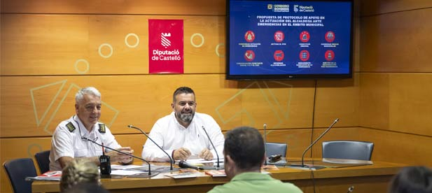 Es fundamental sensibilizar y formar a los responsables públicos sobre la planificación ante emergencias y dotarlos de herramientas para actuar con eficacia", destaca el diputado del Consorcio, David Vicente.