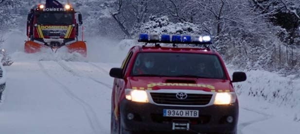 Los bomberos están realizando un trabajo excepcional pese a la falta de previsión del PSOE que desde hace días conocía el temporal y no ha previsto los suficientes recursos