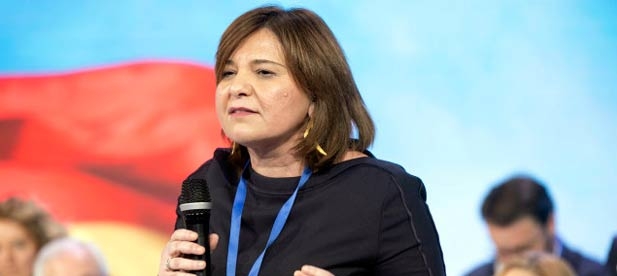 La candidata del PP en la Comunidad Valenciana, Isabel Bonig, durante su intervención en la Convención Nacional