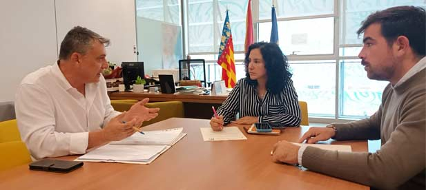 El Consell plantea este incremento de plazas antes de concluir la obra y ofrece colaboración. “Ahora vamos a pedirle al alcalde que en lugar de rechazarlas, sea sensible, reconsidere su negativa y apruebe la ampliación”