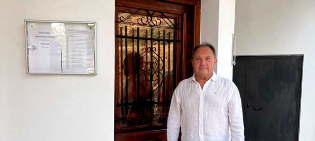 La farmacéutica suma a la atención presencial, cuatro días a la semana, una línea de teléfono para solicitar los fármacos. "Es una excelente forma de atender a los vecinos que saben que pueden encargar sus medicamentos y recogerlos en el botiquín"