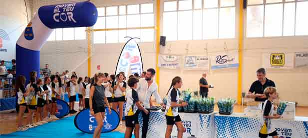 El programa de la Concejal&iacute;a de Deportes concluye con &eacute;xito tras combinar ejercicio f&iacute;sico, h&aacute;bitos de vida saludables y ocio en las instalaciones municipales y la playa.