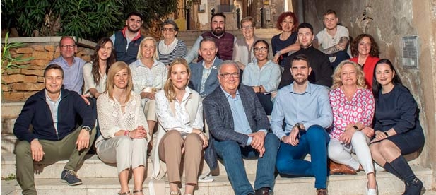 Para Albert, "es necesario que Oropesa cuente con radiología y salud mental para evitar traslados innecesarios". Asimismo, se compromete a trabajar para habilitar un helipuerto sanitario y crear un centro de día especializado en salud mental.
