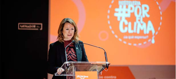 "La hostelería es un pilar fundamental de nuestra economía, empleo y cultura. Seguiremos avanzando para reducir el impacto climático y beneficiar al planeta, preservando una actividad clave para Castellón", afirma la alcaldesa