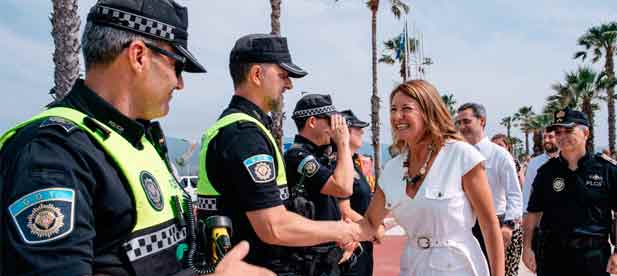 Entre las novedades, destacan las siete casetas de socorrismo repartidas por las tres playas "al estilo de las que se pueden ver en otros lugares California y que mejorar&aacute;n este servicio" y tambi&eacute;n pulseras identificadores de menores.