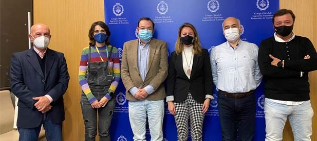 La portavoz del PP, Begoña Carrasco, se reúne con el Colegio de Ingenieros Industriales de Castellón ante el recorte de suelo industrial en cerca de un millón de metros cuadrados.