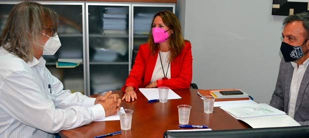 Carrasco: "El Colegio Oficial de Enfermeria de Castellón que, además es centro de formación, también sale perjudicado y, sobre todo, sus trabajadores que se verán afectados por la peatonalización de la calle"