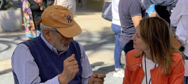 Carrasco traslada su despacho al Grao, enmarcado en la campaña #TúEresCastellon, para escuchar las reivindicaciones de los vecinos, entre las que destacan una mayor seguridad ante la oleada de robos que ha habido en el Grao y más limpieza.