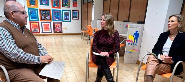Carrasco: "Apostamos por una prevención de las adicciones que sea transversal, con la ayuda de nuestra Policía Local, recuperando campañas de información a los jóvenes"