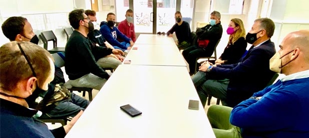 Carrasco: "Los festejos taurinos van más allá del espectáculo, son dinamizadores de la economía local, implican a otros sectores como la hostelería que resulta muy beneficiada en los barrios con cada convocatoria de 'bous al carrer'"