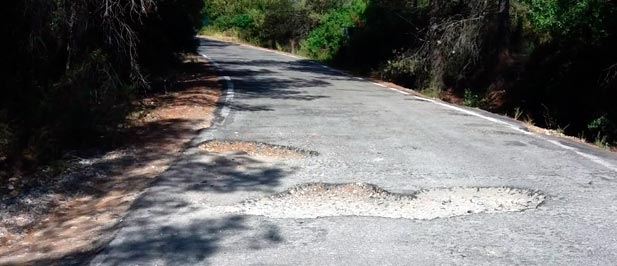 Obiol (PP) exige a la alcaldesa y diputada de Turismo, Virginia Martí, "que actúe para mejorar su pueblo porque mientras ella se hace fotos los vecinos esperan soluciones"