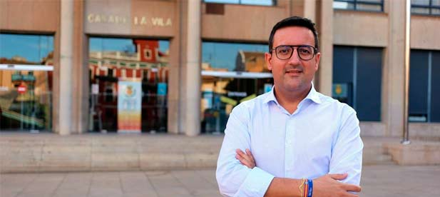 •	El portavoz del PP, Adrián Casabó, lamenta además que el gobierno de Benlloch haya tardado más de dos meses en dar el OK a la Conselleria: recibieron la propuesta el 13 de mayo y no la firmaron hasta el 21 de julio