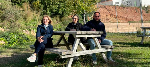 “Estamos defendiendo a nuestro pueblo, no a unas siglas. Las participaciones en los ingresos del Estado son un derecho legislativo que el PSOE niega a los vecinos. Les animamos a exigir justicia”, señala López
