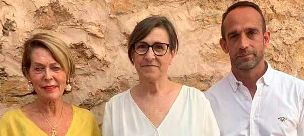 Marisol López, concejala del PP en Castellnovo y portavoz del Grupo Municipal, considera que “tenemos el deber de escuchar al pueblo y trabajar para hacer realidad sus demandas”. 