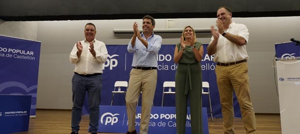 La líder del PPCS pone en valor el último nombramiento de Salvador Aguilella, secretario general del PPCS, como portavoz adjunto en Les Corts. “Es el reconocimiento a su gran trabajo”, considera Marta Barrachina