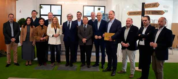 El PPCS trasladar&aacute; la iniciativa que la Diputaci&oacute;n Provincial de Castell&oacute;n debate el pr&oacute;ximo martes 17 a los municipios cer&aacute;micos para forjar acuerdos "que reivindiquen este motor econ&oacute;mico"