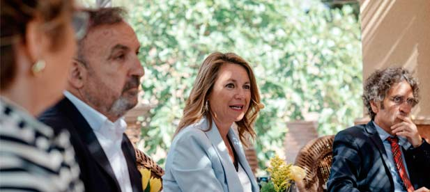 La alcaldesa destaca que la Formación a la Carta casi duplicará sus cursos en 2025/2026 con nuevas entidades como Ashotur, Astrauto o el Colegio de Economistas.