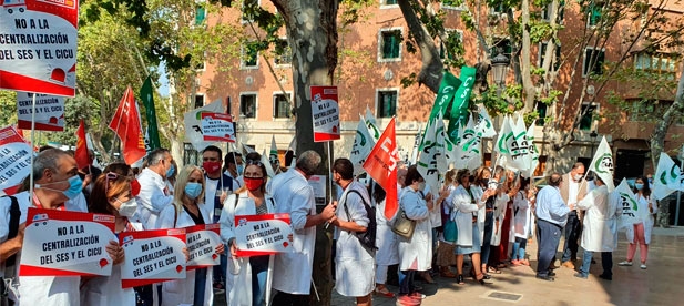Aguilella: “Nos encontramos en un momento crítico para la sanidad pública porque quienes están al frente del sistema público de salud se han dedicado a desmantelarlo en lugar de mejorarlo”