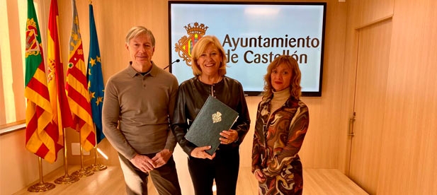 La concejala de Gente Mayor, Clara Adsuara, ha presentado el programa de actividades de 2024 con el fin de hacerlos partícipes y ofrecerles una mayor calidad de vida en su ciudad