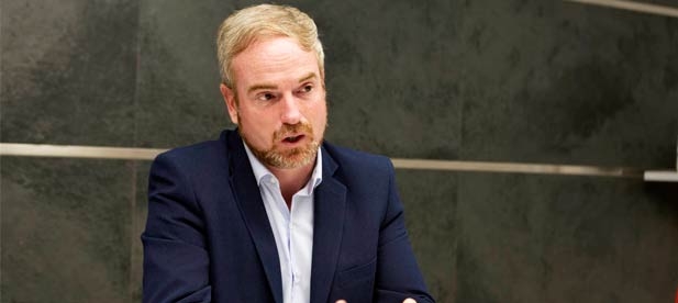 Óscar Clavell: "O se toman medidas ya para salvar la economía o las consecuencias pueden ser una depresión dramática"
