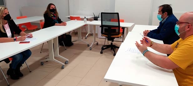 Carrasco: "Los ciudadanos están siendo sancionados porque aún queriendo solicitar la autorización para evitar la multa, el colapso en el Ayuntamiento es tan grande que los permisos no llegan, pero las multas sí"