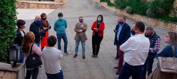 Los populares recogen la propuesta de establecer un plan que luche por conseguir cobertura en todo el interior y conexiones de calidad