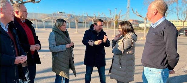 Marta Barrachina con la diputada nacional Ana Vázquez terrenos comisaría Vila-real