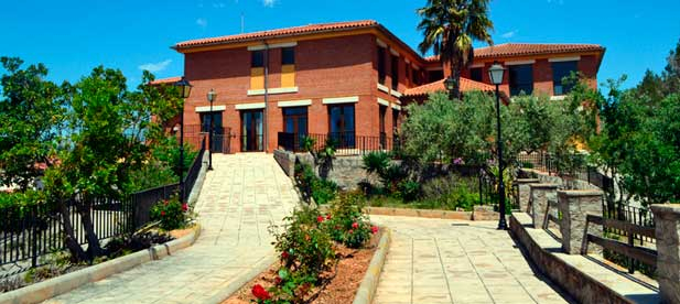 La cuantía permitirá “garantizar las óptimas condiciones” de un recurso que presta servicio a 40 vecinos dependientes. “El centro de día es vida para los usuarios y garantía de bienestar para las familias, que saben que están en las mejores manos”